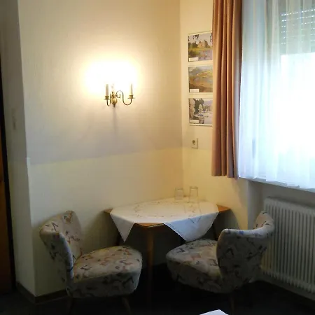 アパート Haus Stratton